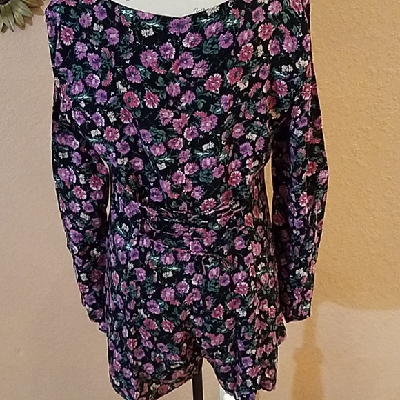 Floral Romper - Picture 2 of 3